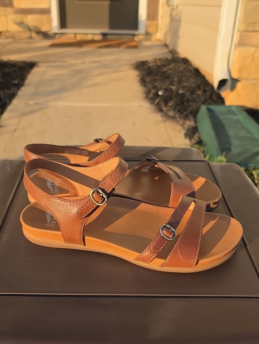 Dansko Brown Leather Adjustable Strap Sandals Size 37 Comfort Support Sole